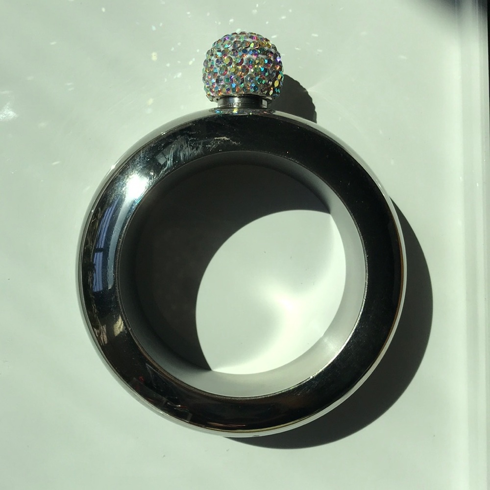 Flask bracelet